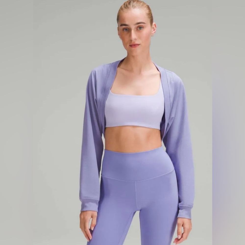 Lululemon French terry shrug / size 6